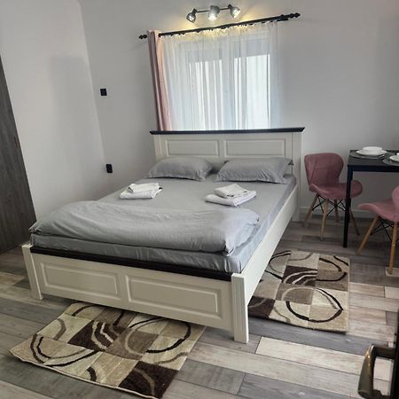 Appartement Compact House à Cluj-Napoca Extérieur photo