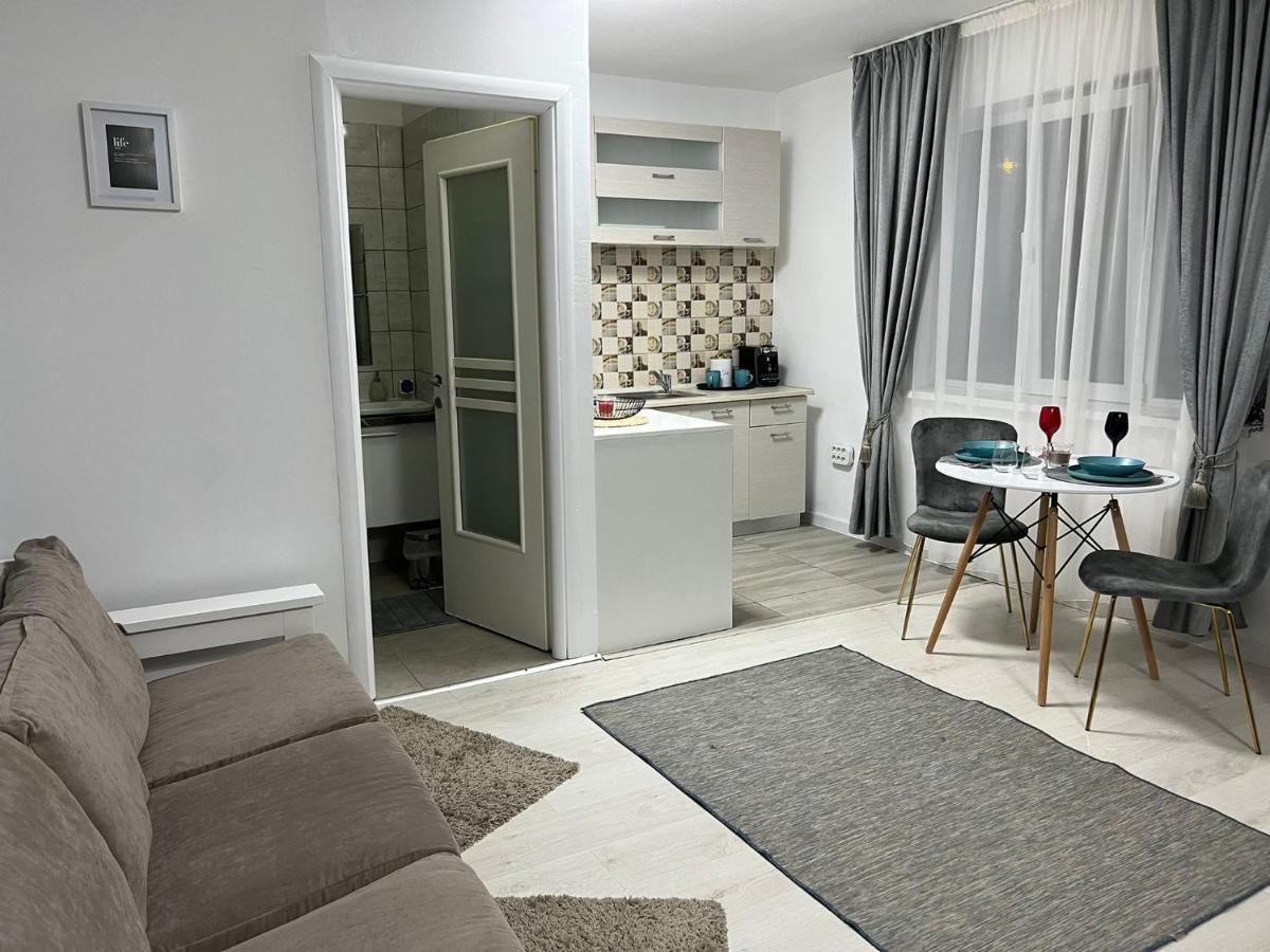 Appartement Compact House à Cluj-Napoca Extérieur photo