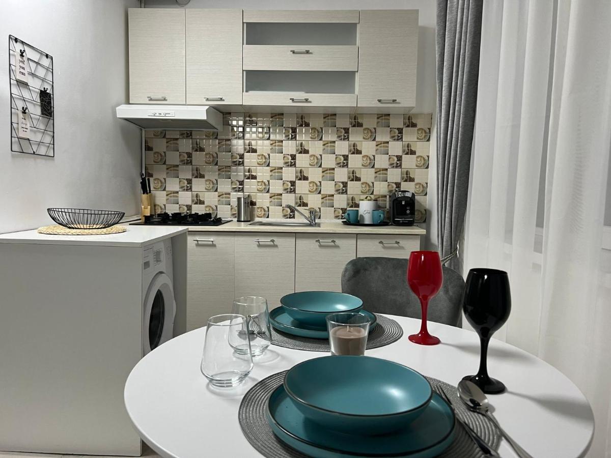 Appartement Compact House à Cluj-Napoca Extérieur photo