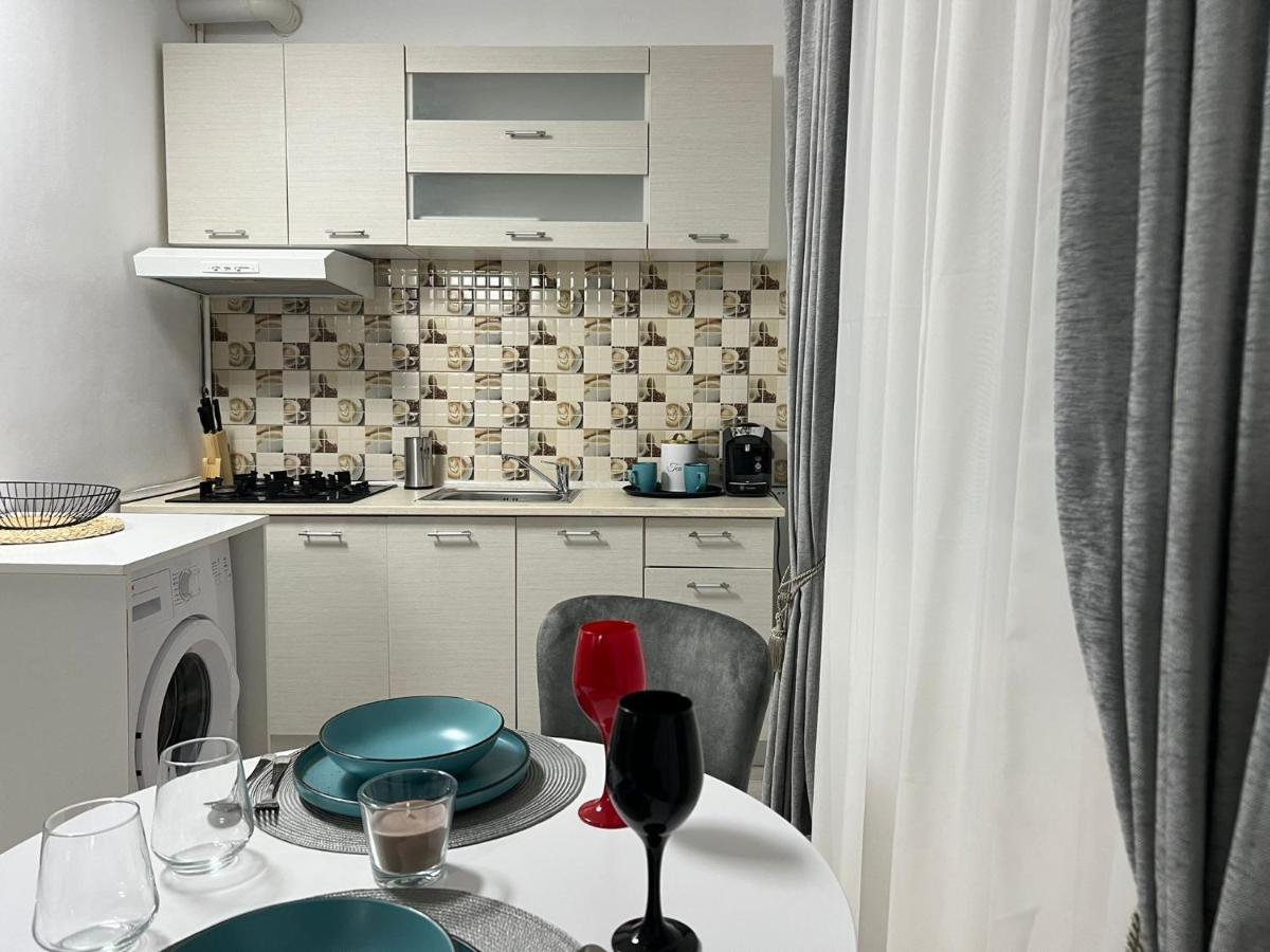 Appartement Compact House à Cluj-Napoca Extérieur photo