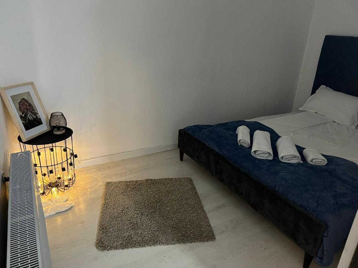 Appartement Compact House à Cluj-Napoca Extérieur photo