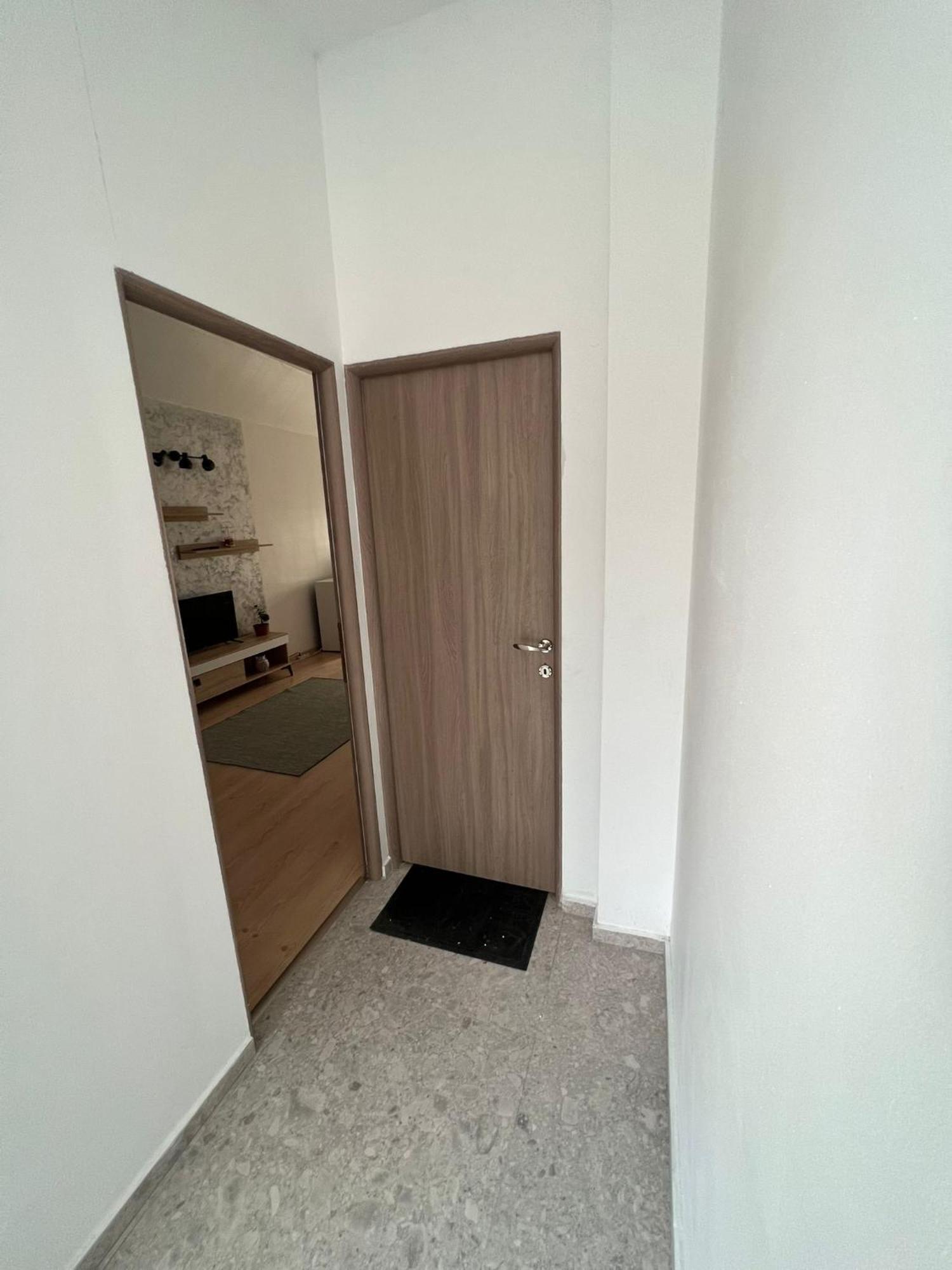 Appartement Compact House à Cluj-Napoca Extérieur photo