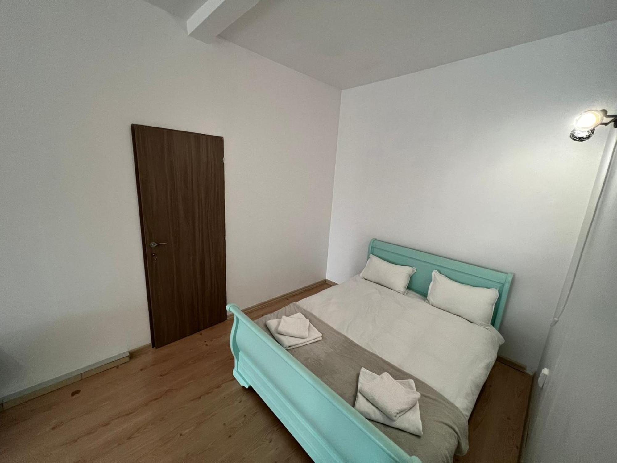 Appartement Compact House à Cluj-Napoca Extérieur photo