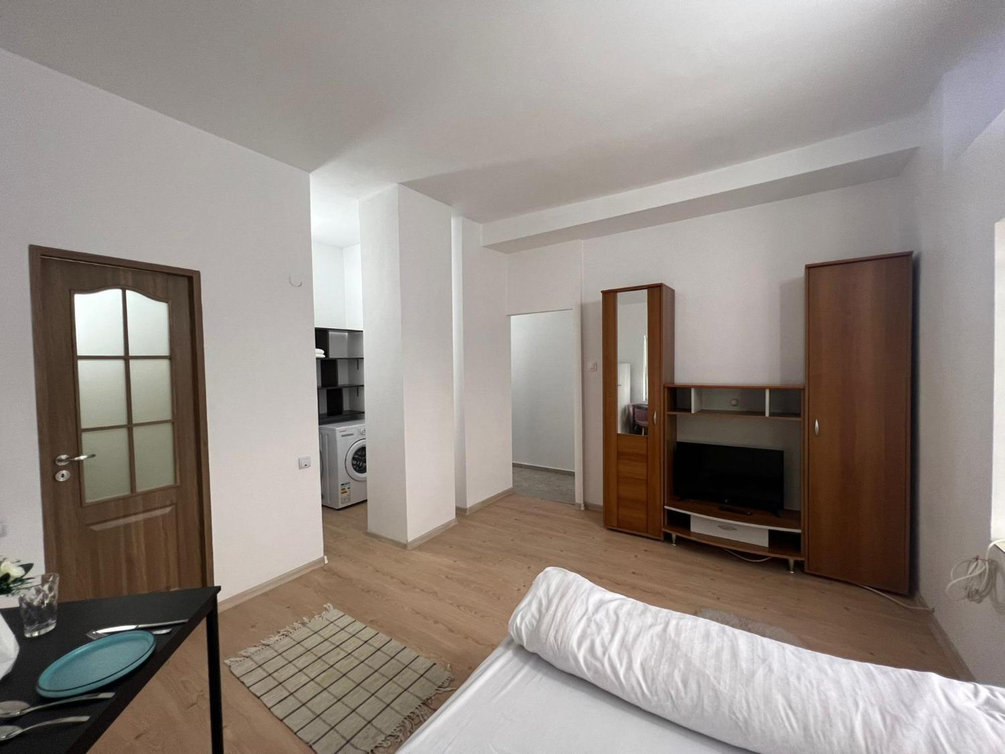 Appartement Compact House à Cluj-Napoca Extérieur photo
