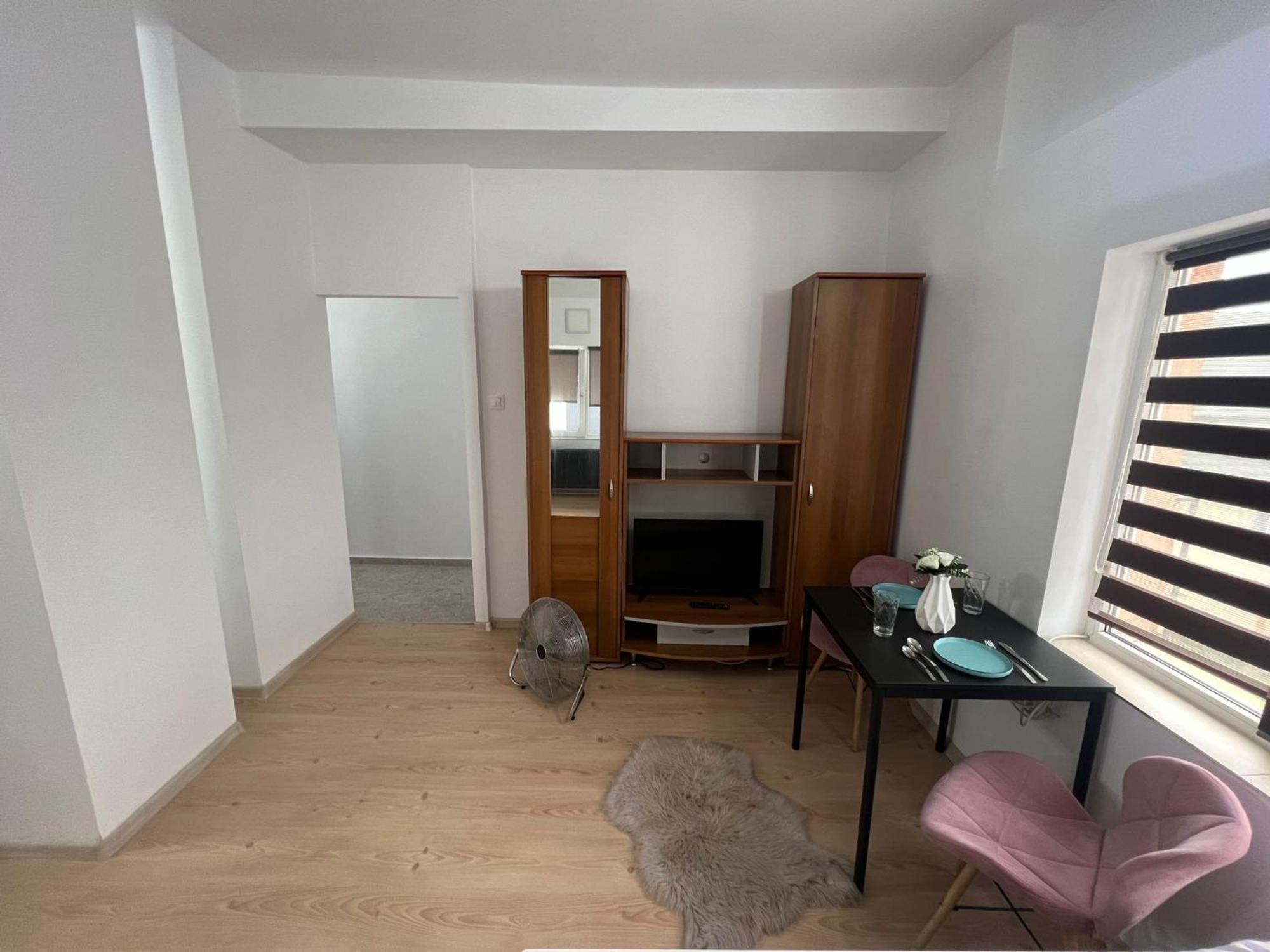 Appartement Compact House à Cluj-Napoca Extérieur photo